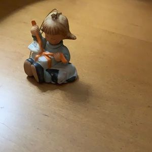 Hummel ornament- little wrapper